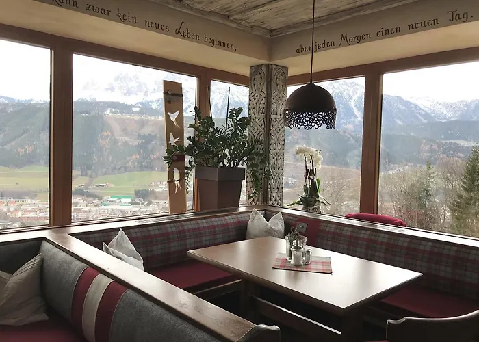 Pension Spreitzhof & Appartement Royer 3* Schladming